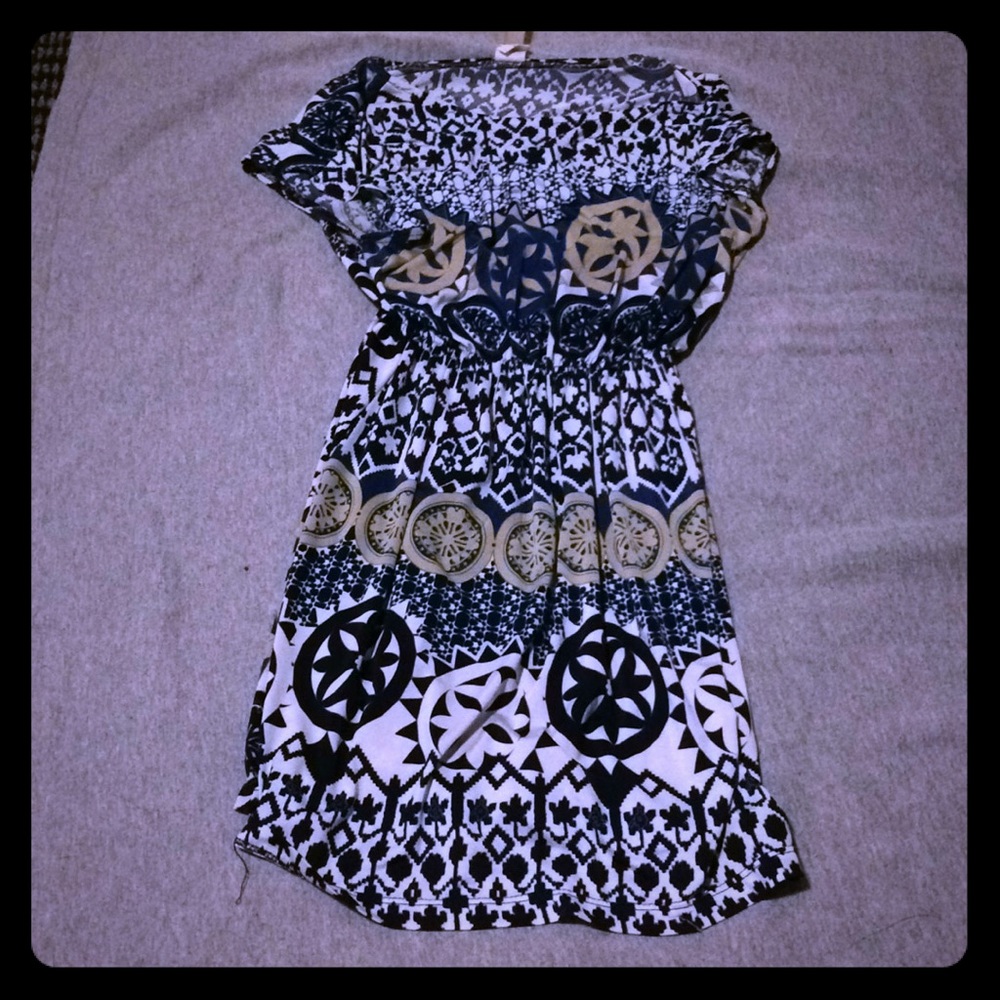 Miuse Cap-Sleeve dress